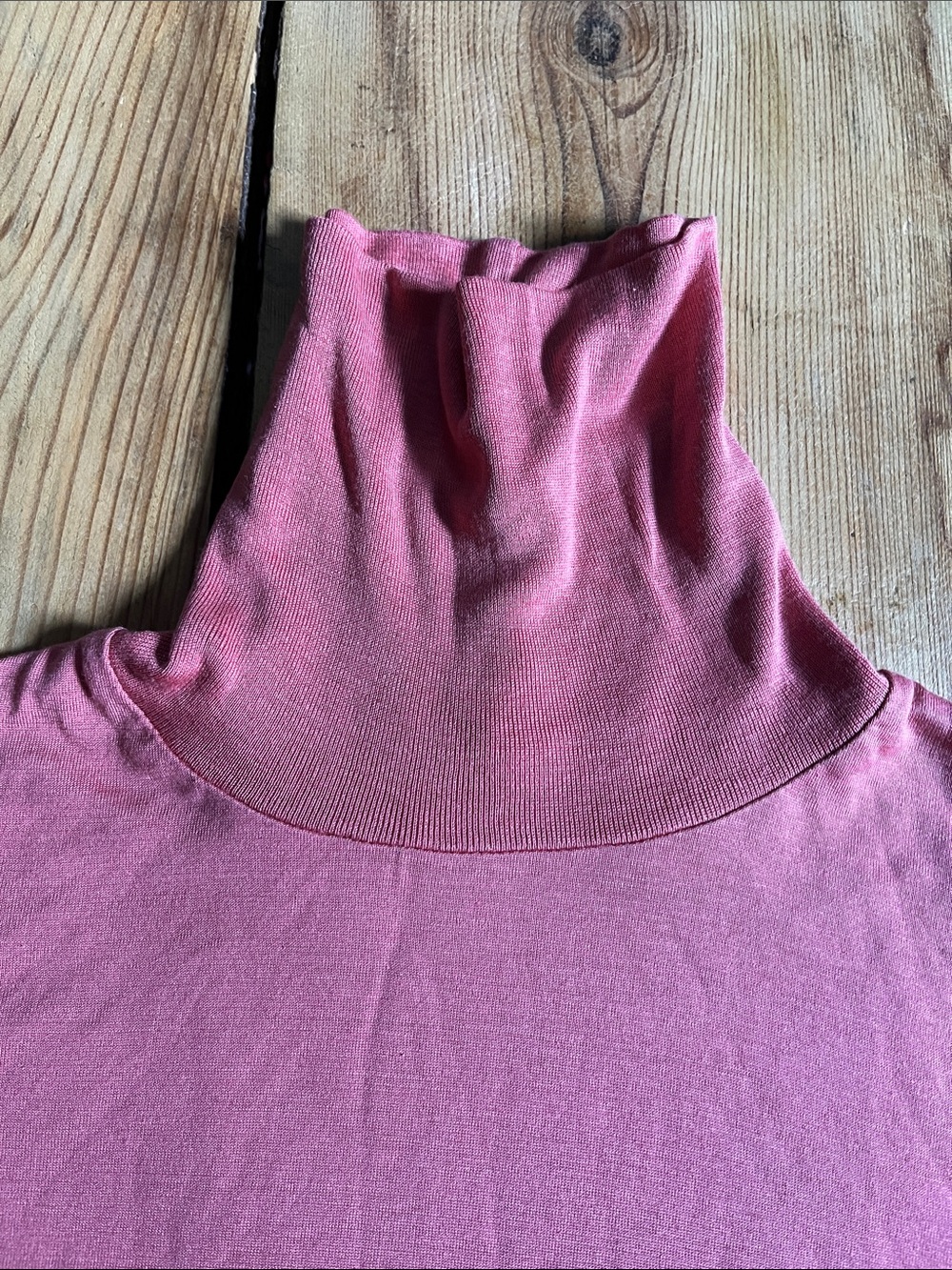 WINTER SILKS XS Apricot 100% Midweight Silk Turtleneck Blouse Knit - Picture 2 of 6